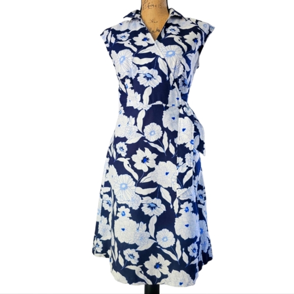 Tommy Hilfiger Floral Wrap Dress in Blue and White, Size XS - Picture 1 of 6